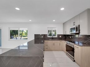 121 SE 8th St, Pompano Beach FL 33060