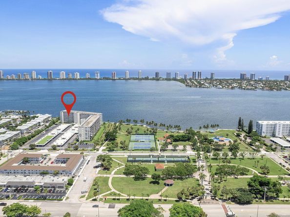 801 Lake Shore Drive 505, Lake Park FL 33403