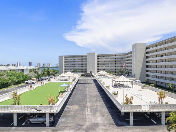 801 Lake Shore Drive 505, Lake Park FL 33403