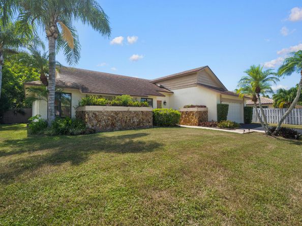 21465 Woodchuck Way, Boca Raton FL 33428