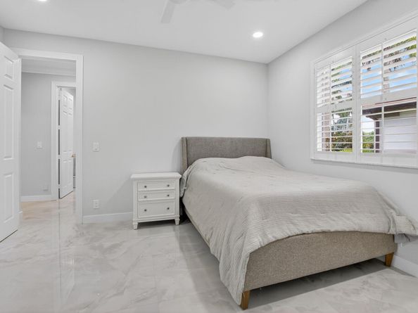 21359 Falls Ridge Way, Boca Raton FL 33428