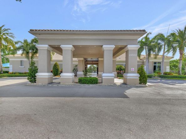 21359 Falls Ridge Way, Boca Raton FL 33428