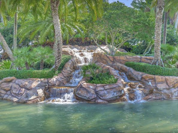21359 Falls Ridge Way, Boca Raton FL 33428