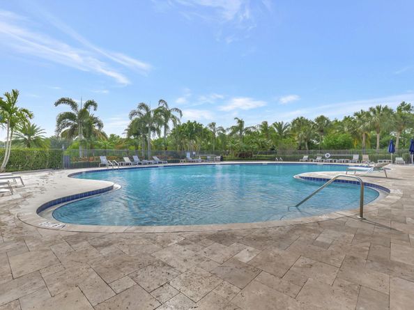 21359 Falls Ridge Way, Boca Raton FL 33428