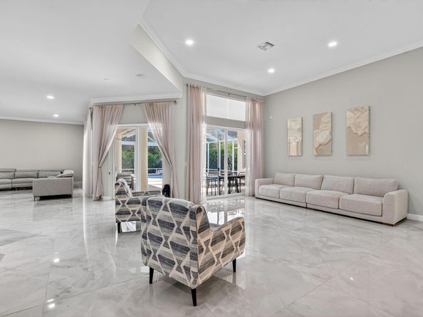 21359 Falls Ridge Way, Boca Raton FL 33428