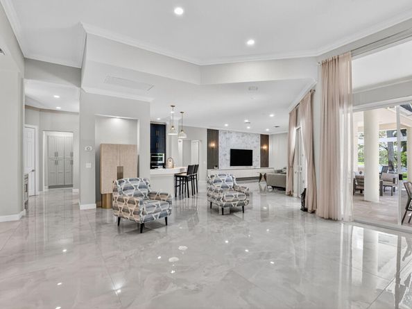 21359 Falls Ridge Way, Boca Raton FL 33428
