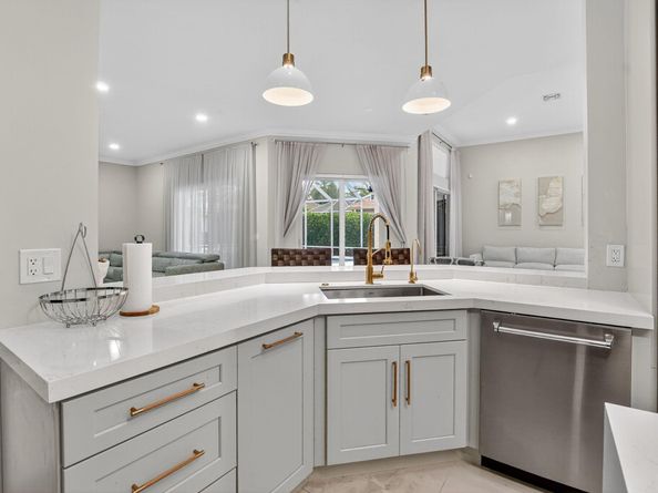 21359 Falls Ridge Way, Boca Raton FL 33428