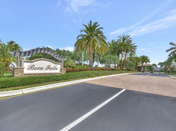 21359 Falls Ridge Way, Boca Raton FL 33428