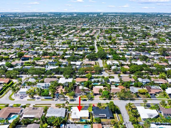 2144 NE 61st Ct, Fort Lauderdale FL 33308