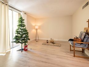 8401 W Sample Rd 21, Coral Springs FL 33065