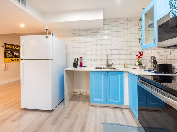 8401 W Sample Rd 21, Coral Springs FL 33065