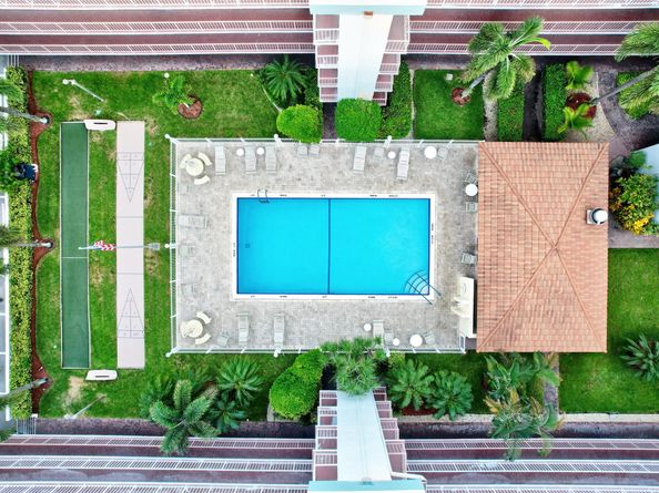 4629 Poinciana St 204, Lauderdale By The Sea FL 33308