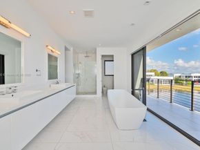 16768 Natures Way, Weston FL 33326