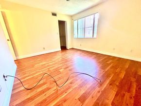 11201 SW 13th Street 103, Pembroke Pines FL 33025