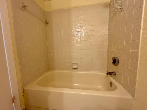 11201 SW 13th Street 103, Pembroke Pines FL 33025