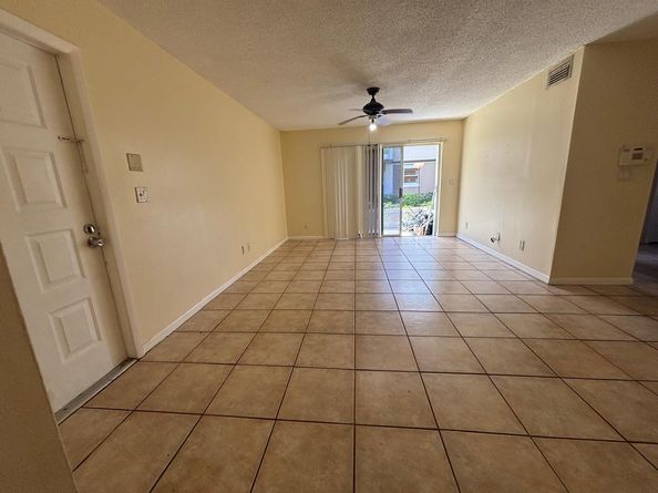 11201 SW 13th Street 103, Pembroke Pines FL 33025