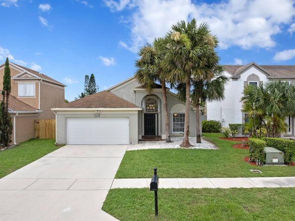 22449 Middletown Drive, Boca Raton FL 33428