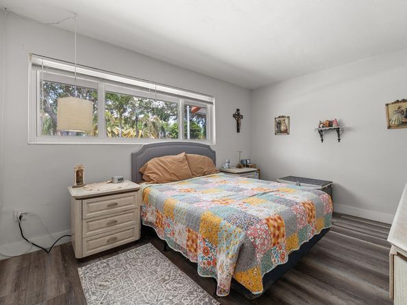 4875 SW 92nd Ave, Miami FL 33165
