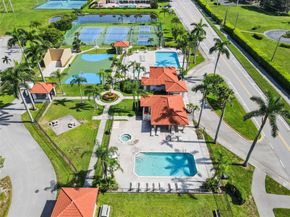 21300 Millbrook Ct, Boca Raton FL 33498