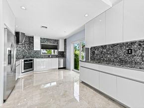 21300 Millbrook Ct, Boca Raton FL 33498