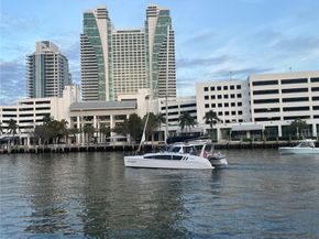 200 Leslie Dr 324, Hallandale Beach FL 33009