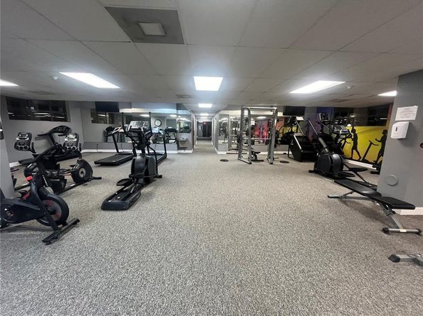 200 Leslie Dr 324, Hallandale Beach FL 33009