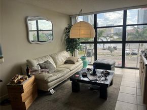 200 Leslie Dr 324, Hallandale Beach FL 33009