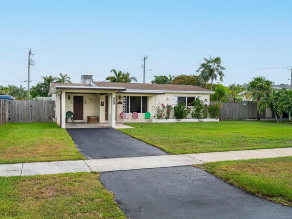 4307 Tyler St, Hollywood FL 33021