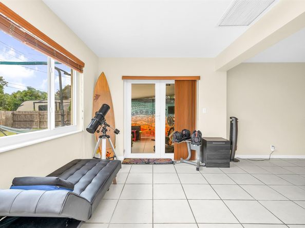 4307 Tyler St, Hollywood FL 33021