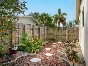 4307 Tyler St, Hollywood FL 33021