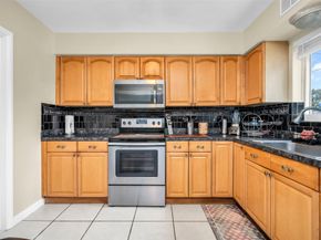 4307 Tyler St, Hollywood FL 33021