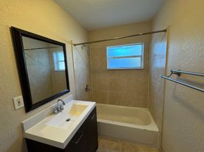 341 NW 55th St, Fort Lauderdale FL 33309