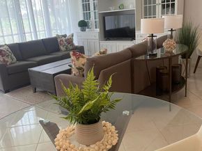301 Old Meadow Way, Palm Beach Gardens FL 33418