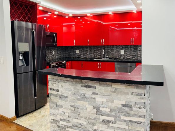 180 NE 12th Ave 16B, Hallandale Beach FL 33009
