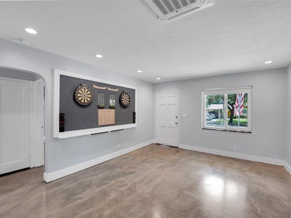 613 N 28th Ave, Hollywood FL 33020