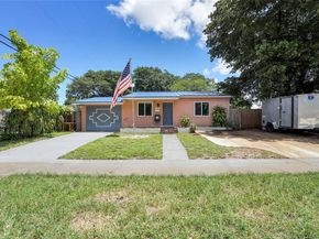 613 N 28th Ave, Hollywood FL 33020