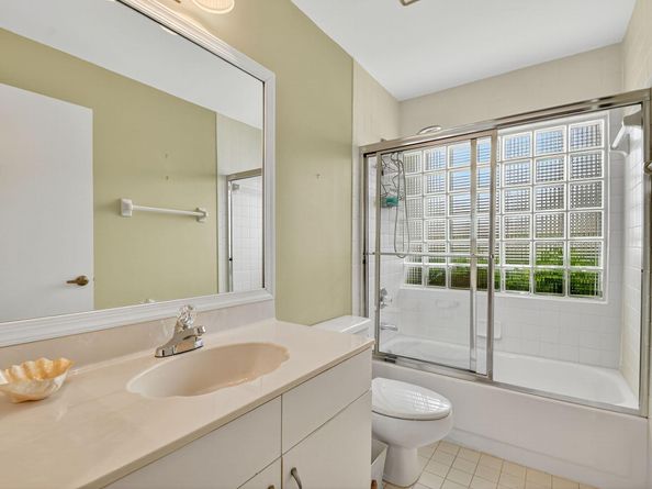 6037 Bay Isles Drive, Boynton Beach FL 33437