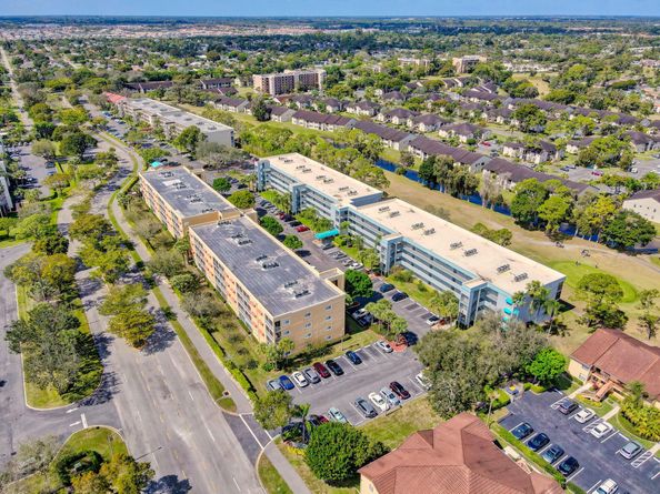 4640 Lucerne Lakes Boulevard 503, Lake Worth FL 33467