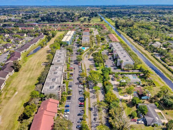 4640 Lucerne Lakes Boulevard 503, Lake Worth FL 33467