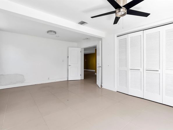 2701 NE 9th Ave, Pompano Beach FL 33064
