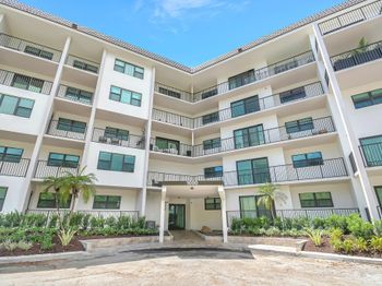 1000 River Reach Dr
