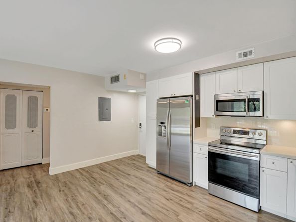 1000 River Reach Dr 209, Fort Lauderdale FL 33315