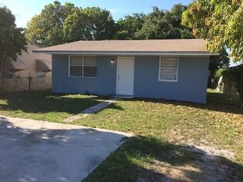 708 NW 6th St