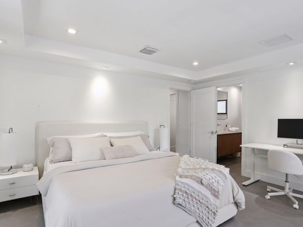 500 NE 14th Avenue, Fort Lauderdale FL 33301
