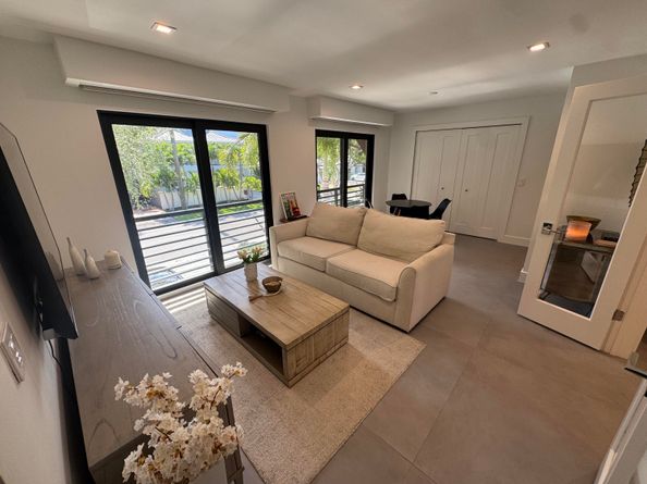 500 NE 14th Avenue, Fort Lauderdale FL 33301