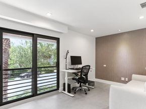 500 NE 14th Avenue, Fort Lauderdale FL 33301