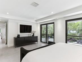 500 NE 14th Avenue, Fort Lauderdale FL 33301