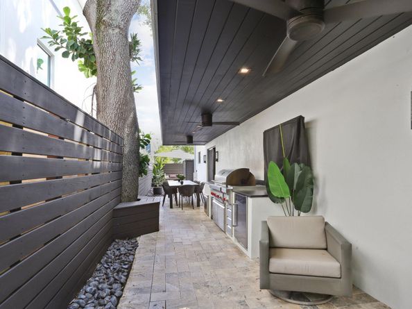 500 NE 14th Avenue, Fort Lauderdale FL 33301