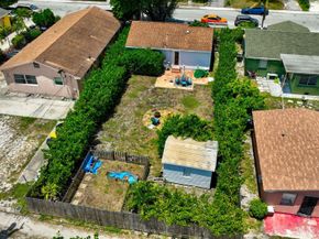 614 S E Street, Lake Worth Beach FL 33460