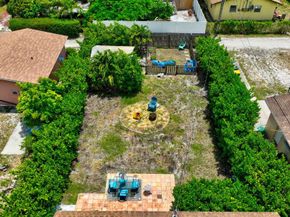 614 S E Street, Lake Worth Beach FL 33460